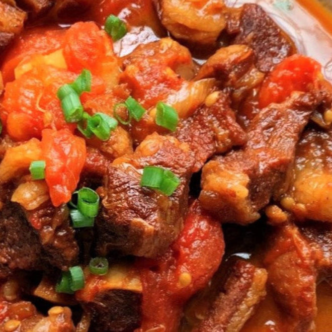 - 【NEW熱食】蕃茄燉牛腩 Braised Flank Beef with Tmato